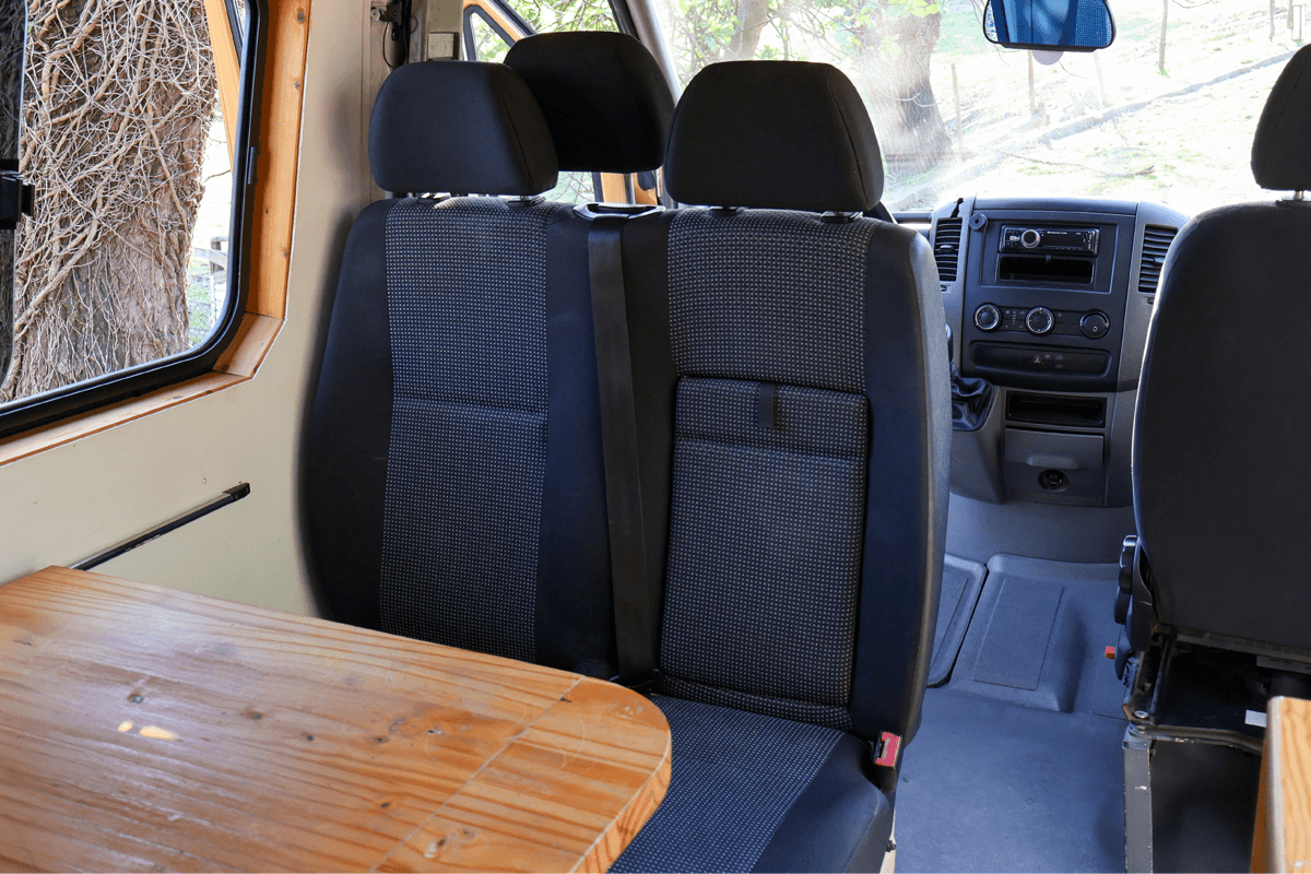 campervan-furgão_0000s_0005_Camada-11