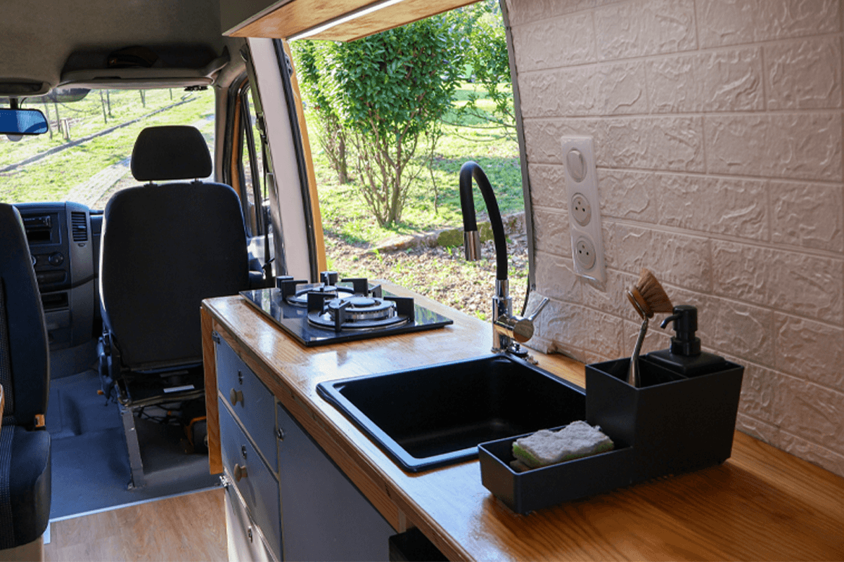 campervan-furgão_0000s_0006_Camada-10