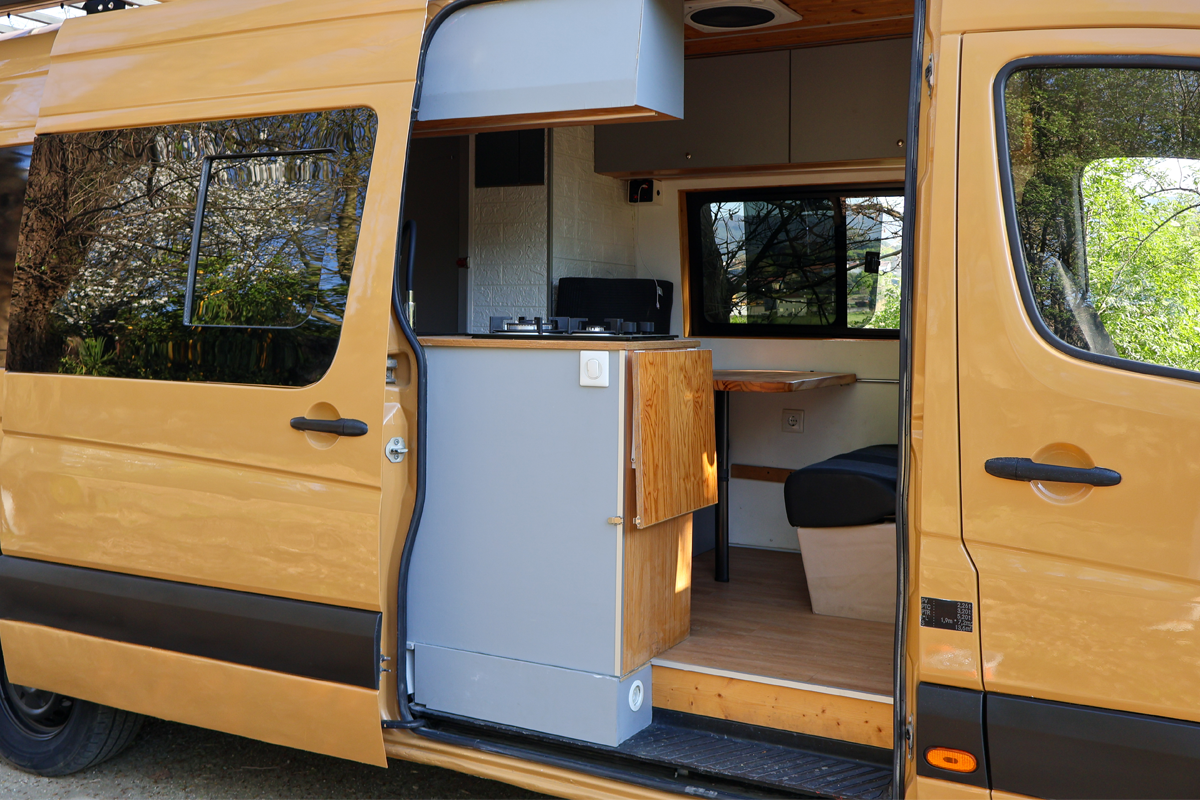 campervan-furgão_0000s_0012_Camada-4