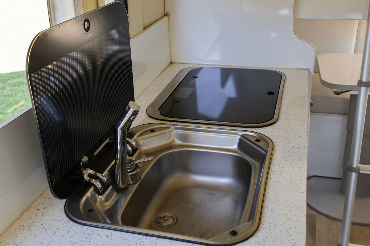 campervan_0000s_0011_Camada-4