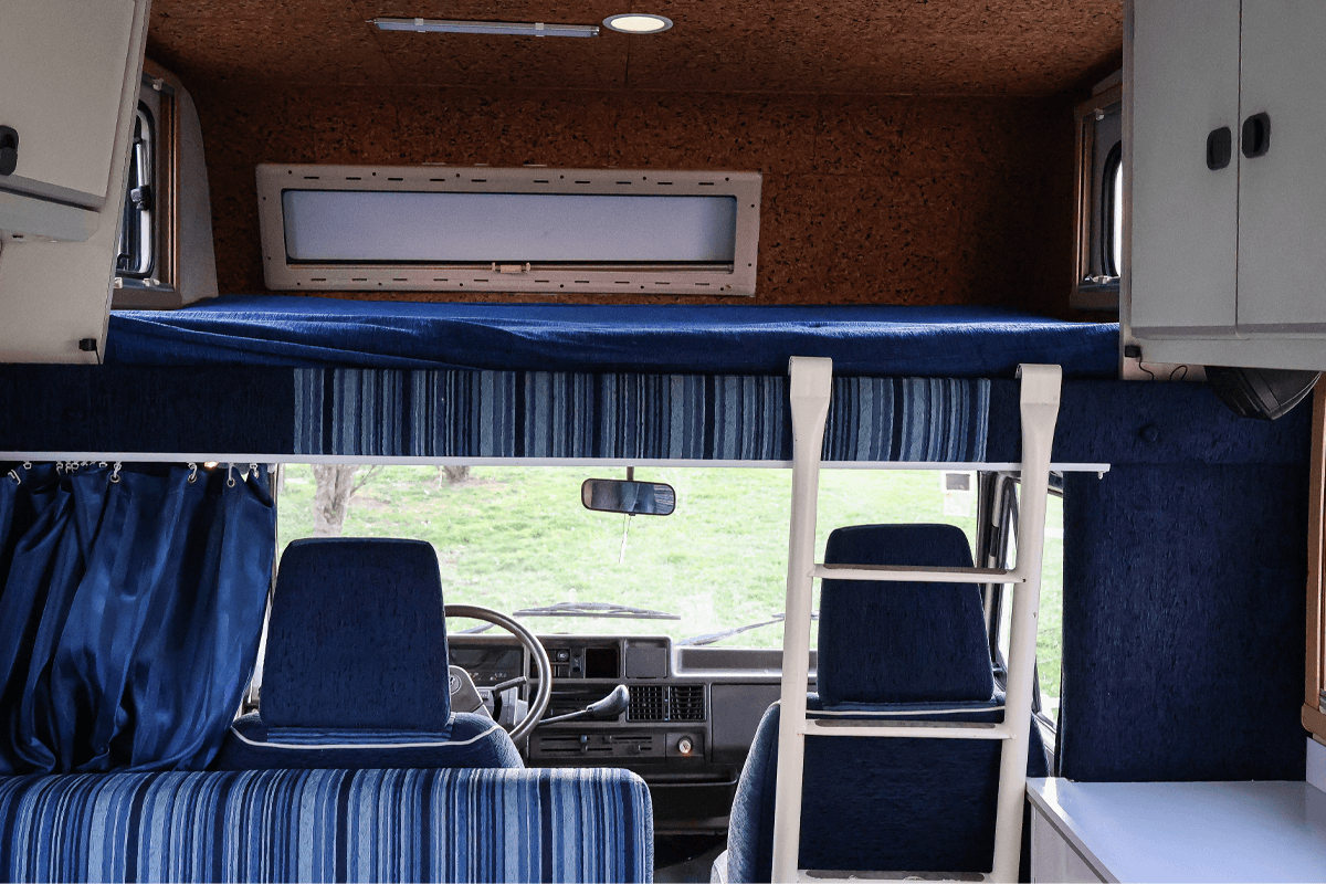 capucino-campervan_0000s_0003_Camada-8