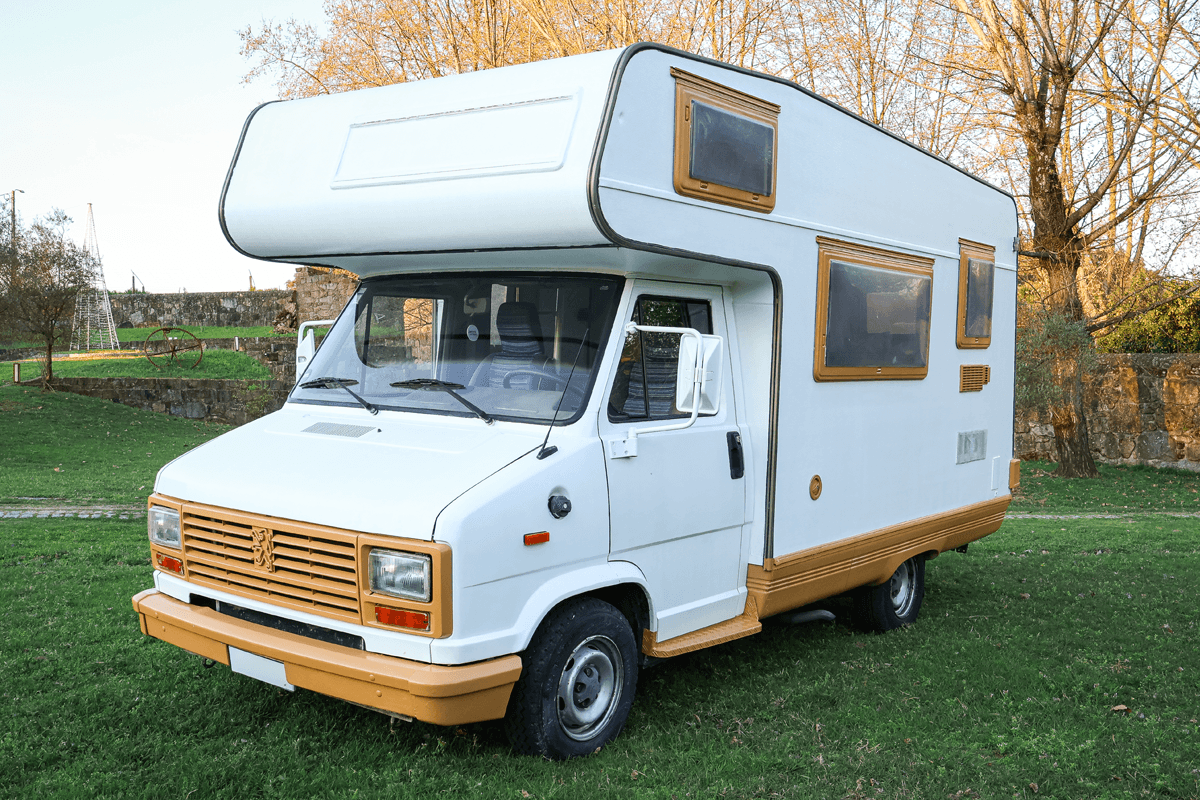 capucino-campervan_0000s_0009_Camada-2